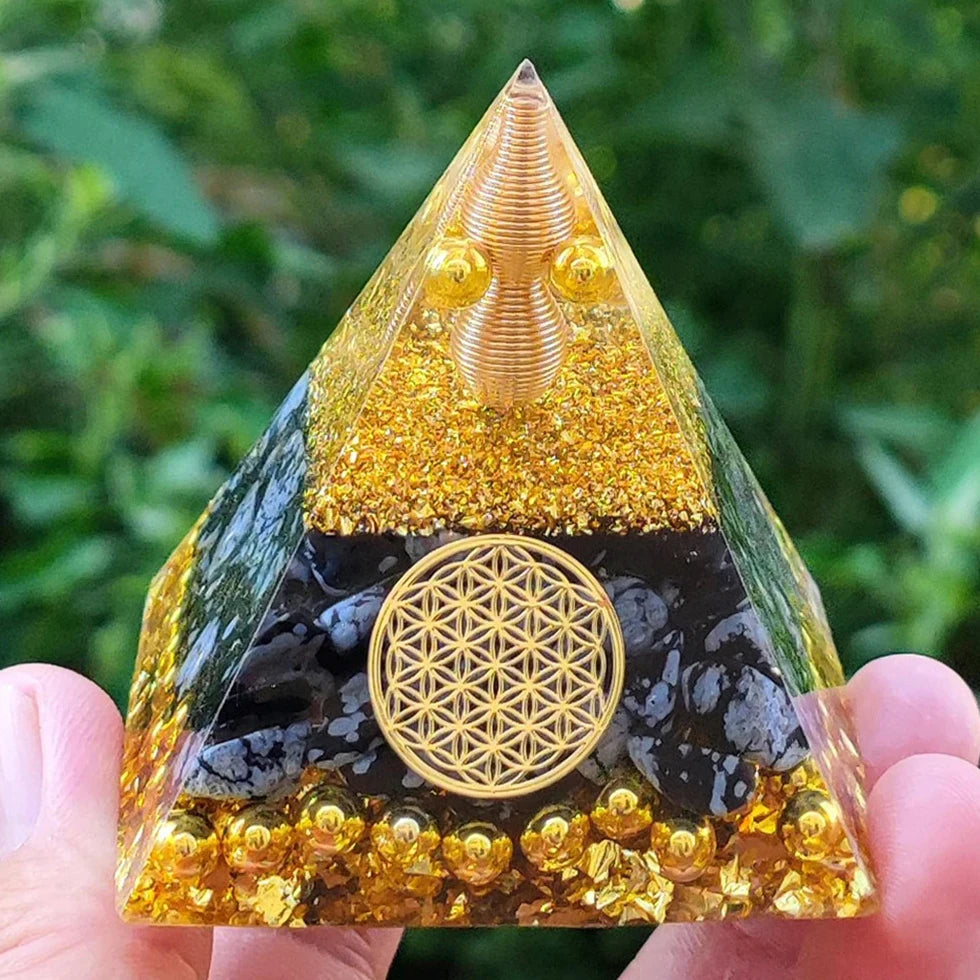 Energy Pyramid Orgonite Natural Amethyst Healing Crystals for Chakras